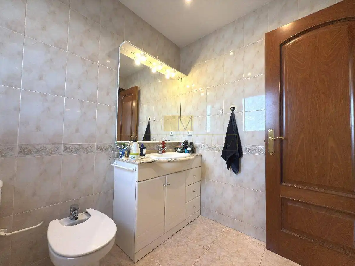Bathroom of Houses for sale in Sant Pere de Ribes  with Air Conditioner, Heating and Private garden