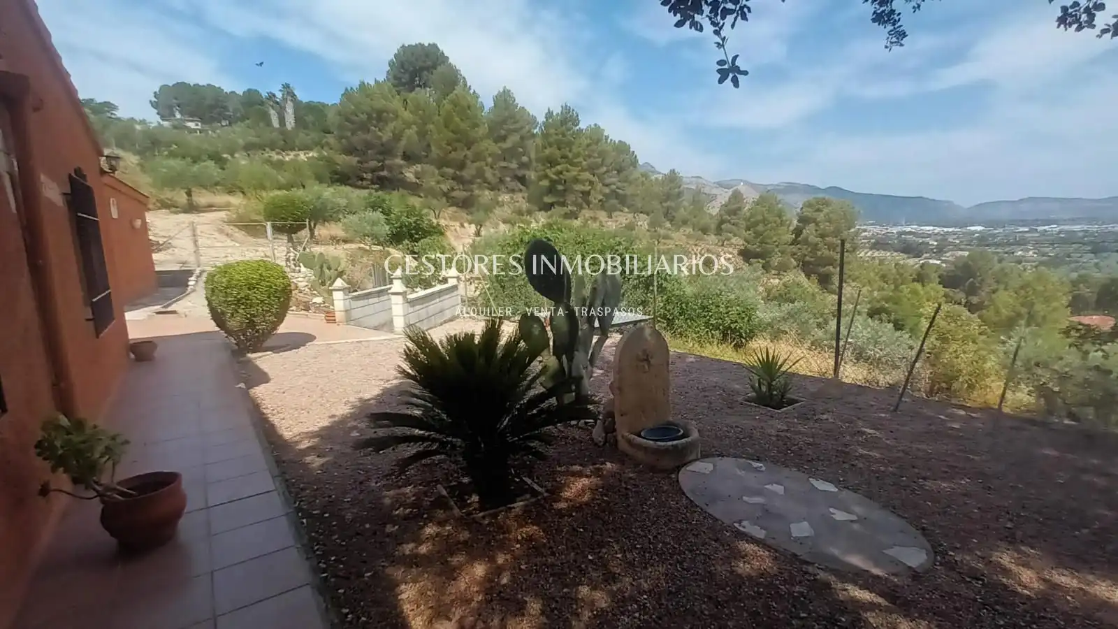 Vista exterior de Casa o xalet en venda en Cocentaina amb Aire condicionat, Traster i Piscina