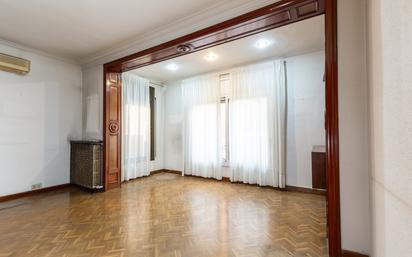 Flat for sale in Buenos Aires,  Barcelona Capital