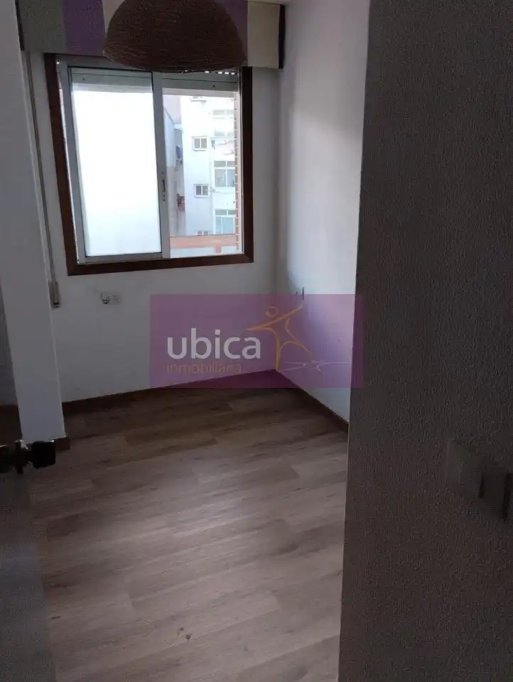 Bedroom of Flat for sale in Vigo   with Storage room