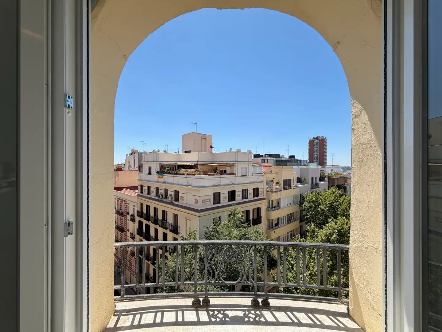 Exterior view of Attic for sale in Madrid  with Heating, Terrace and Alarm