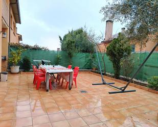 Garden of Single-family semi-detached for sale in El Molar (Madrid)  with Heating, Private garden and Terrace