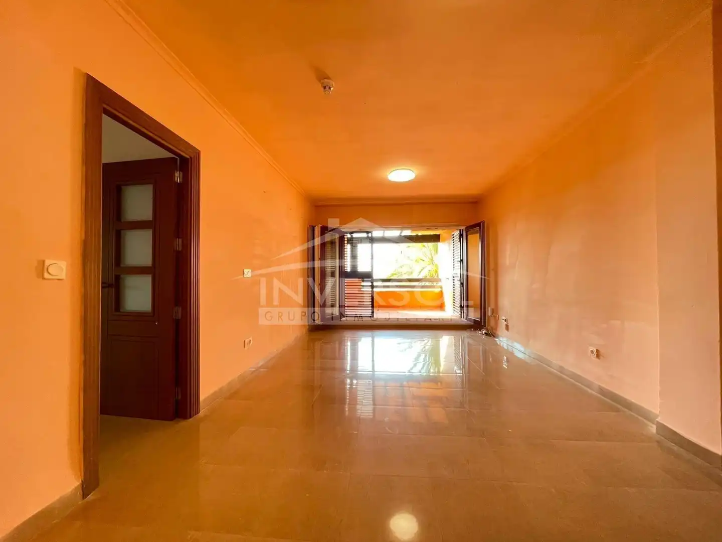 Sala de estar de Piso en venta en El Ejido con Terraza, Horno y Balcón