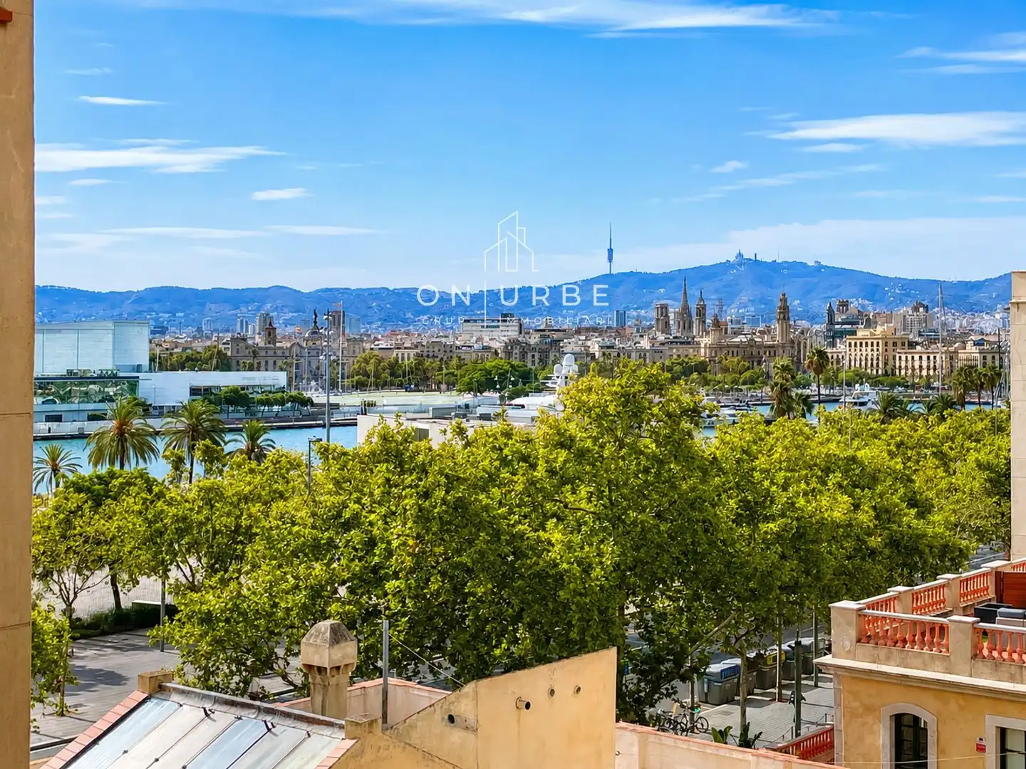 Vista exterior de Piso en venta en Barcelona con Aire acondicionado, Parquet y Terraza