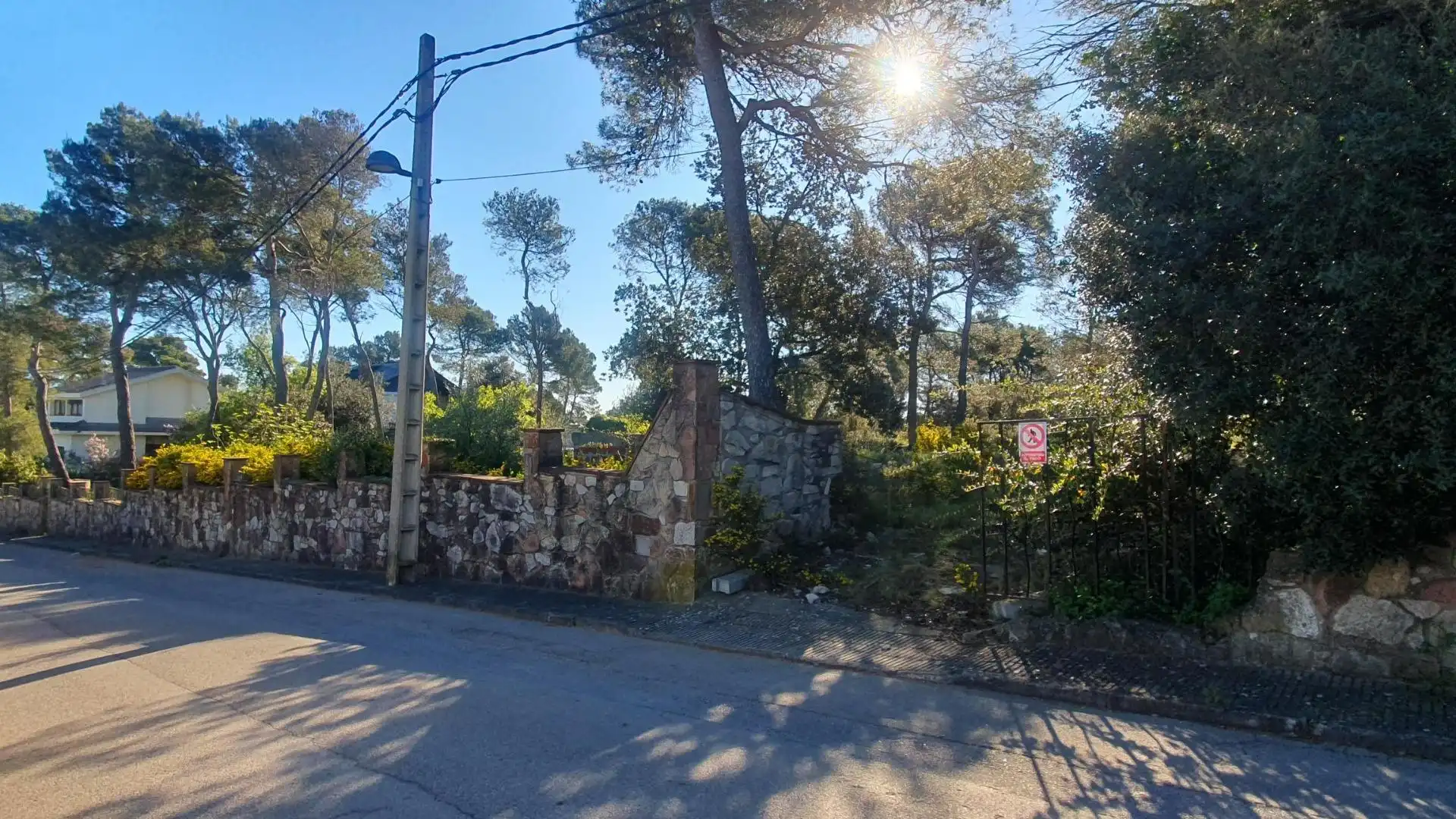 Terreny residencial en venda a Carrer MONTSERRAT (FONT DEL BOSC 122