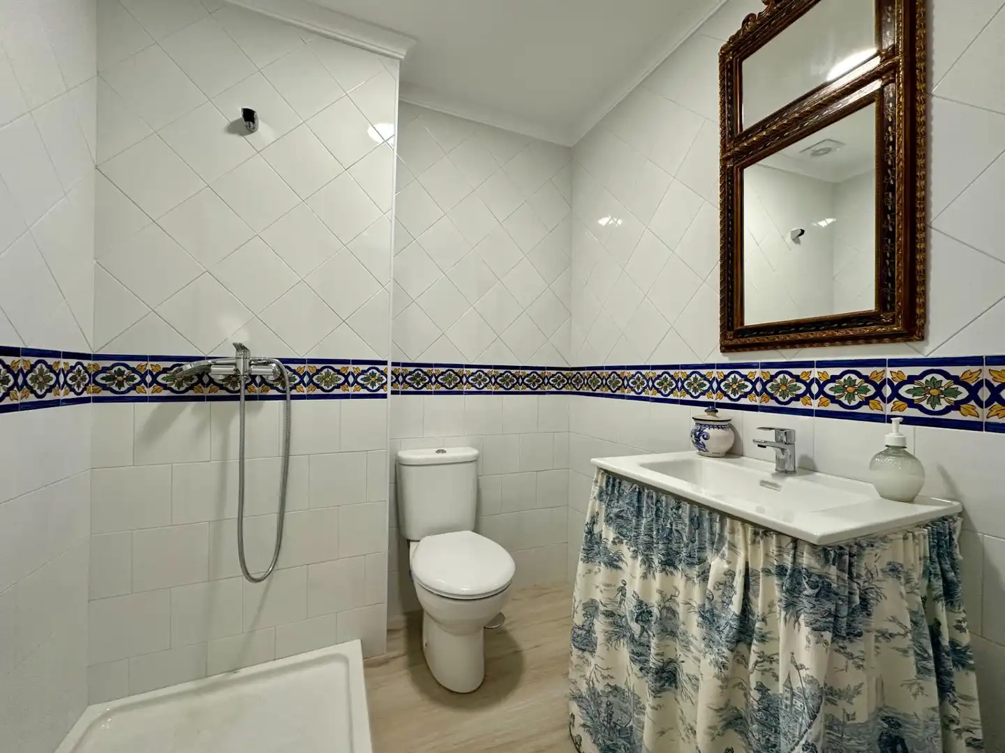 Flat for sale in Calle HUERTA GAVIRA, Marchena