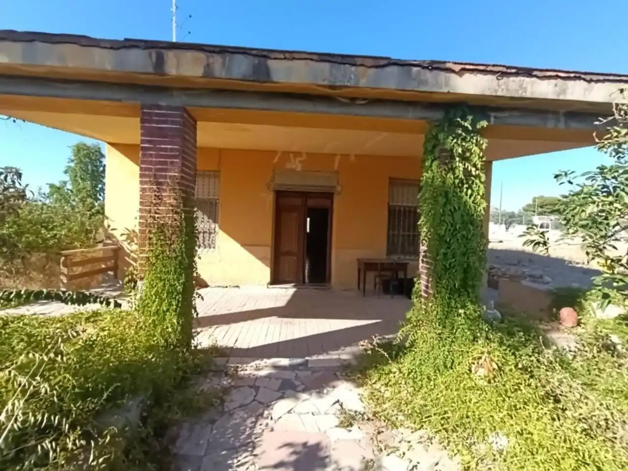 Vista exterior de Casa o chalet en venta en Petrer con Terraza