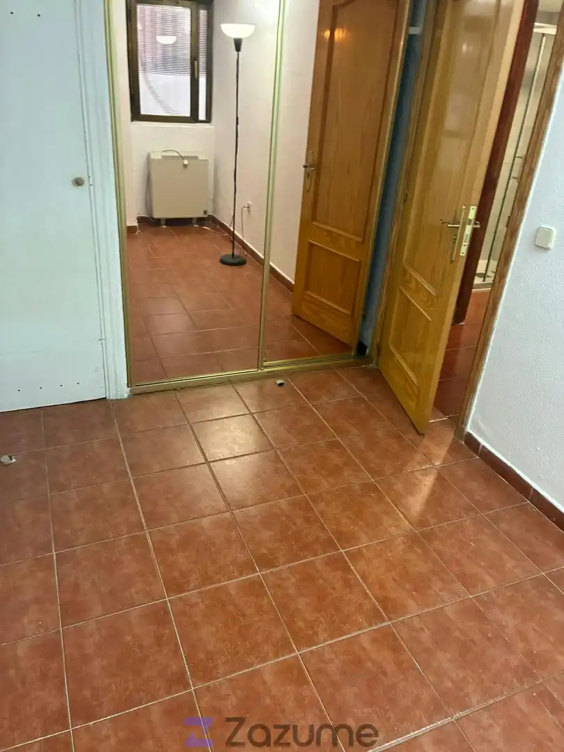 Maisonette zur Miete in Madrid mit Heizung, Abstellraum und Möbliert