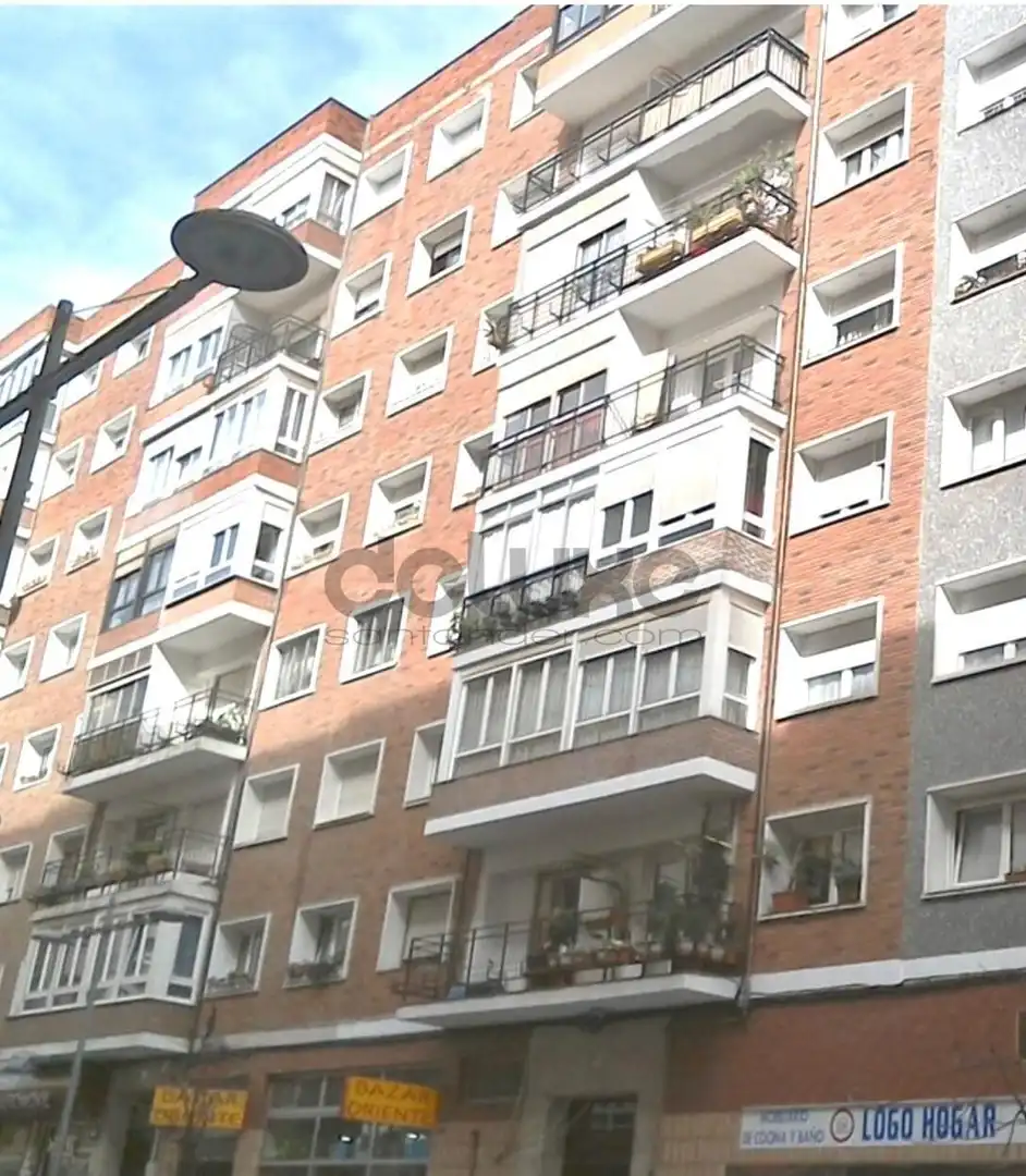 Appartamento con ascensore in vendita a Cuatro Caminos