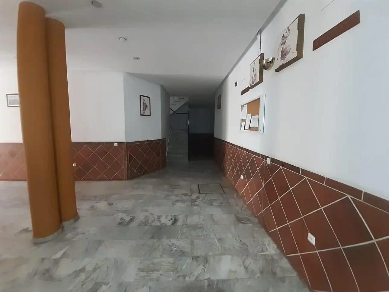 Ático en venta en Dos Hermanas con Aire acondicionado, Terraza y Alarma