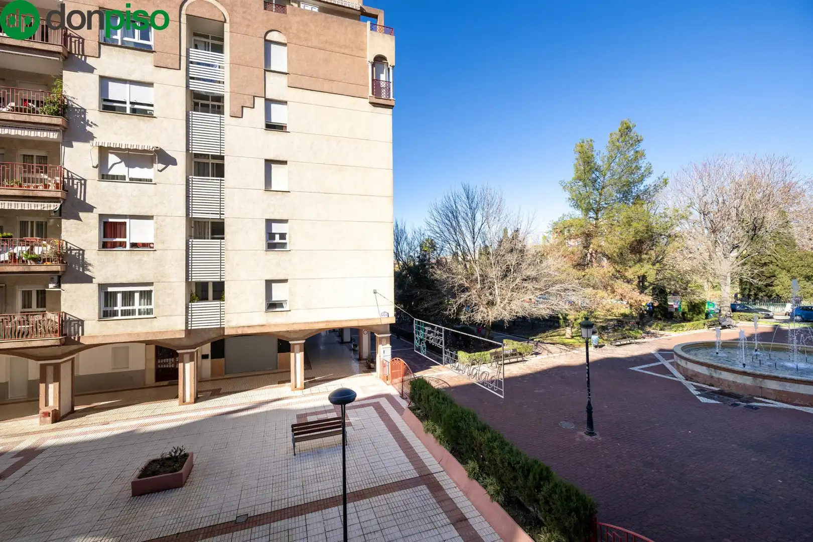 Exterior view of Flat for sale in Granada  with Alarm