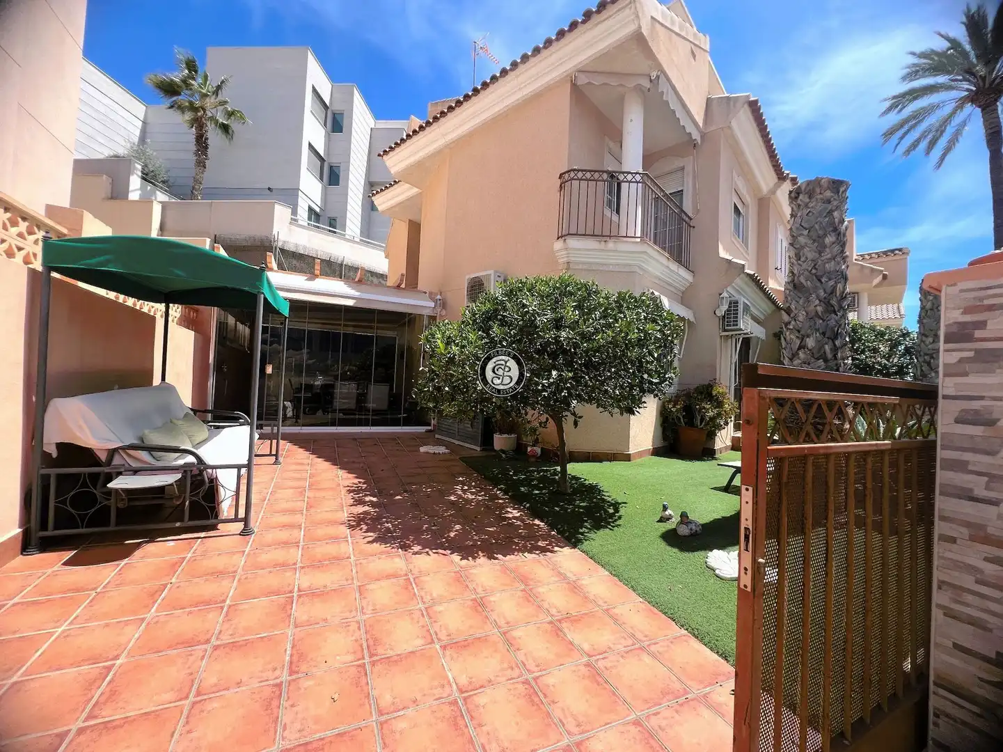 Dúplex con piscina en venta en Puerto de Mazarrón