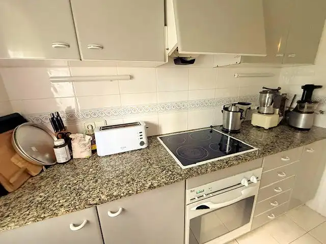 Cuina de Casa o xalet en venda en L'Escala amb Aire condicionat, Calefacció i Terrassa