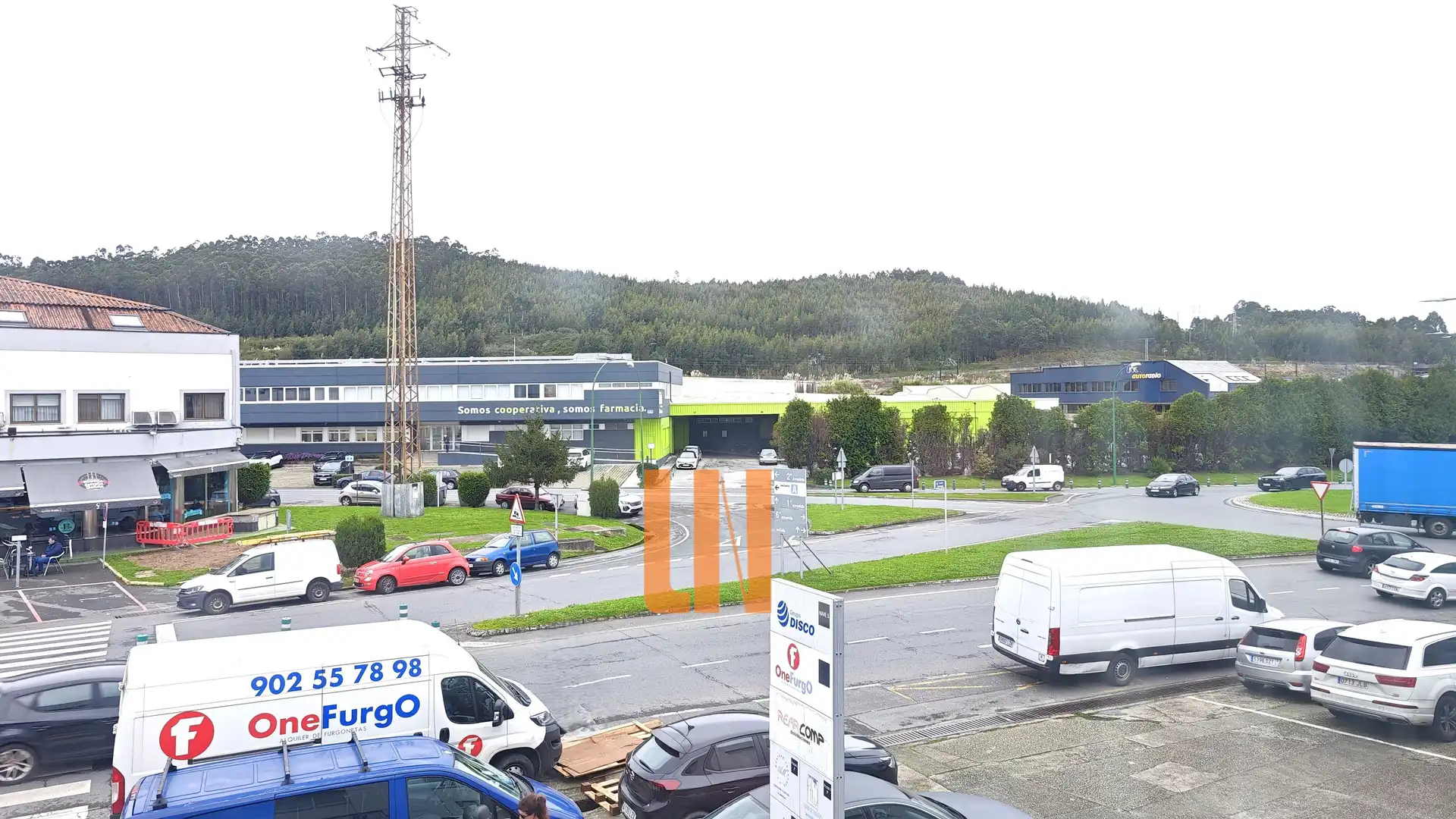 Parking de Oficina de alquiler en A Coruña Capital  con Calefacción, Amueblado y Internet