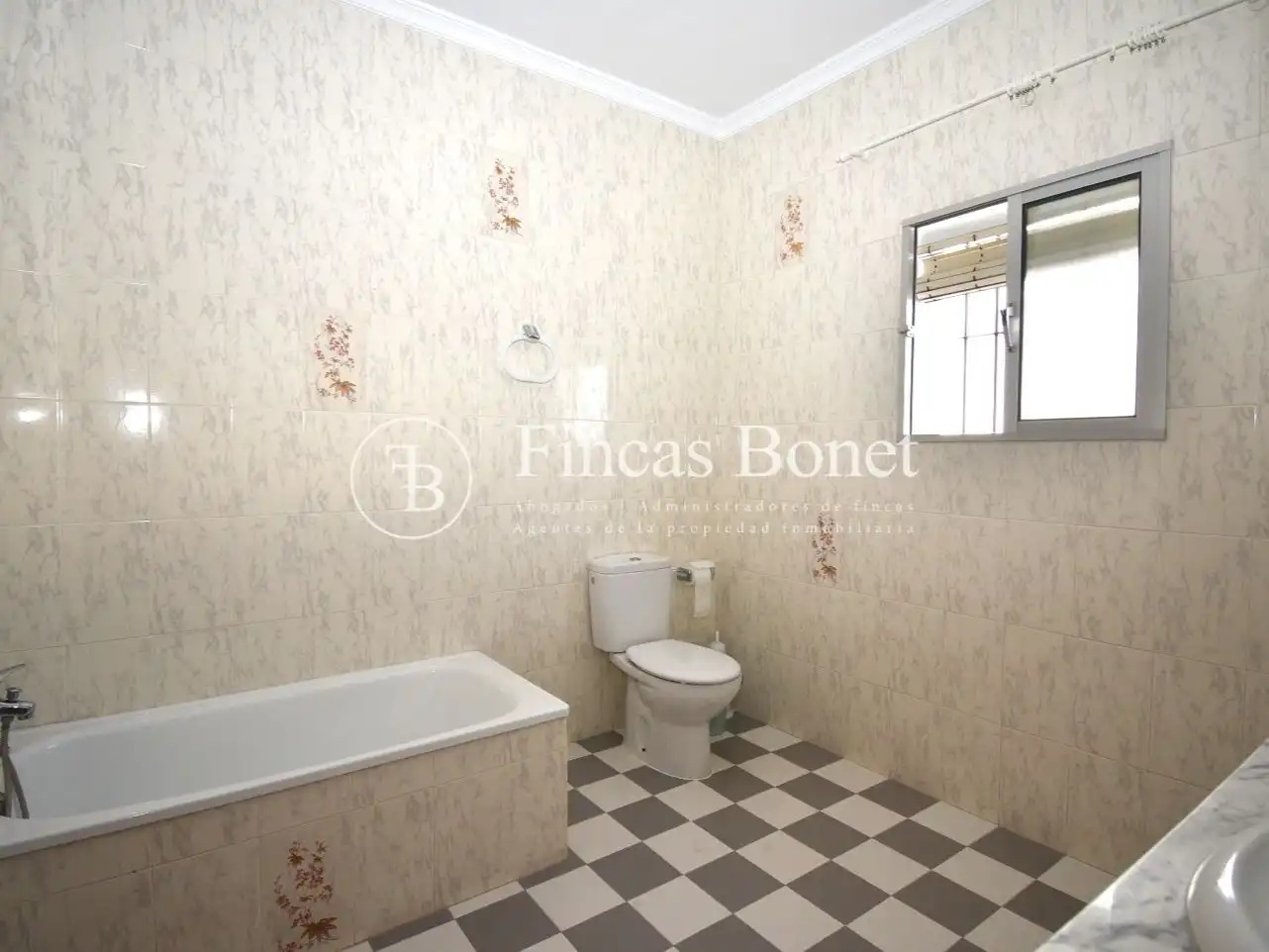 Bany de Casa o xalet en venda en Montellano, Sevilla