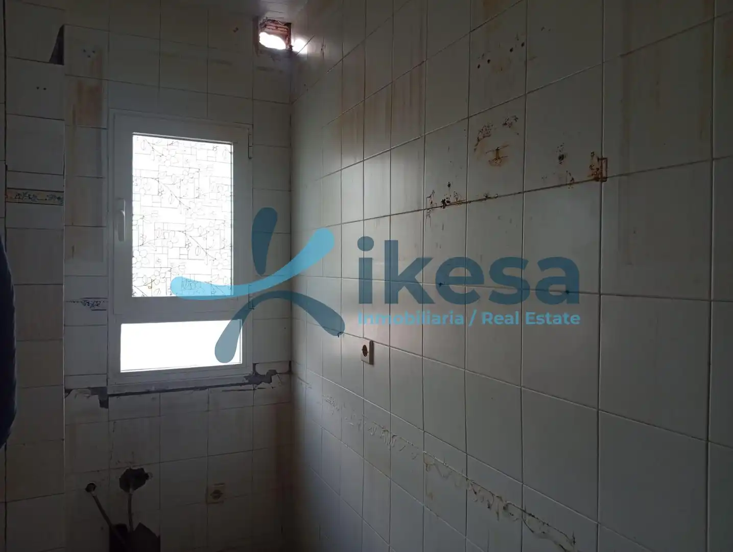 Cuina de Apartament en venda en Roquetas de Mar amb Terrassa