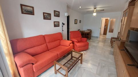 Foto 3 de Pis en venda a Avenida Miramar, 21, Castillo Sohail - Myramar, Fuengirola