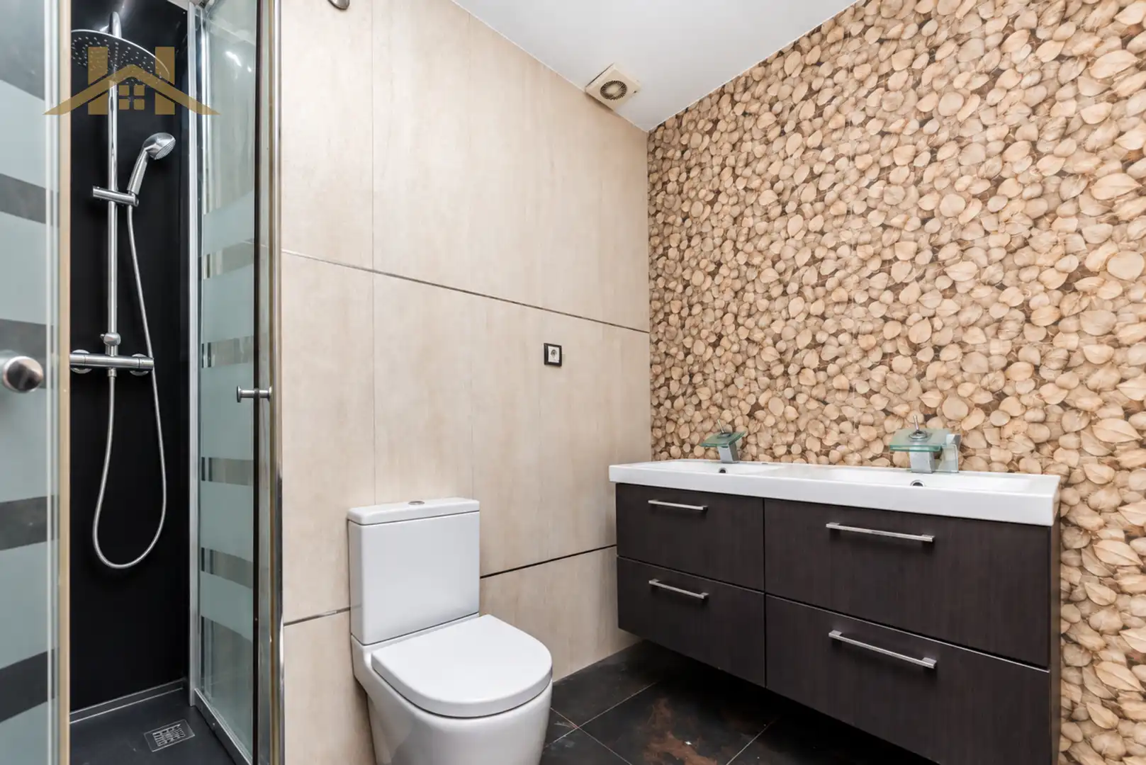 Terraced house with pool for sale in Calle Miguel de Cervantes 120, imagen 24