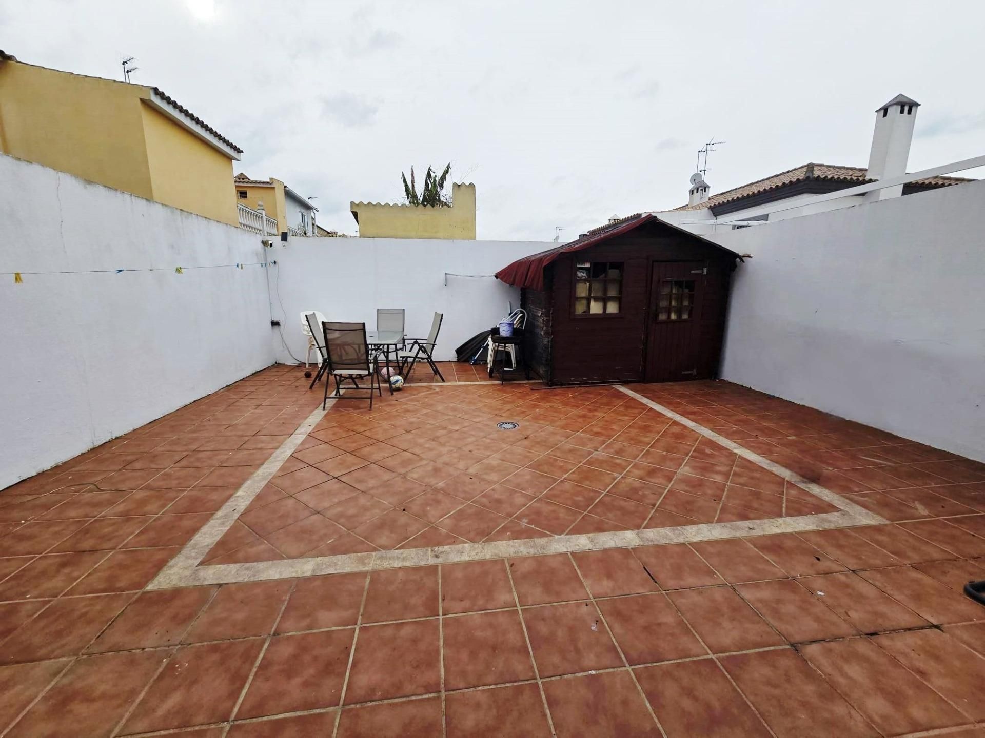 Terrassa de Casa adosada en venda en Espartinas amb Aire condicionat i Traster