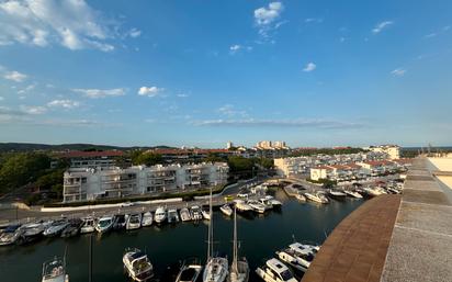 Vista exterior de Àtic en venda en Castell-Platja d'Aro amb Terrassa i Balcó