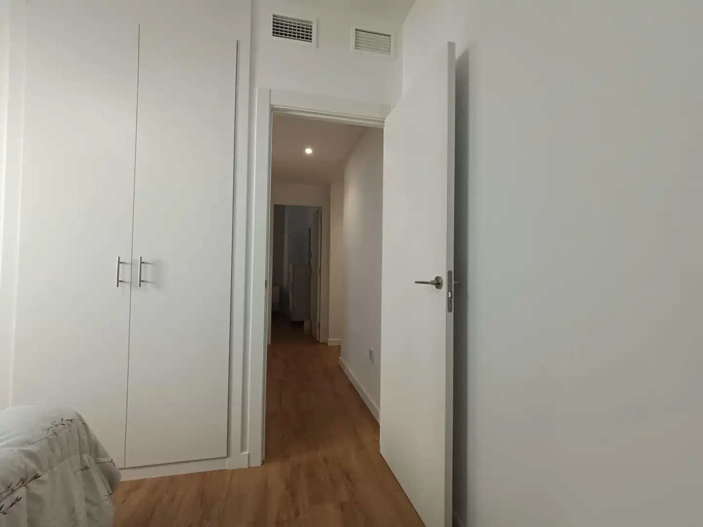 Wohnung zum Verkauf in Córdoba mit Klimaanlage, Heizung und Privatgarten