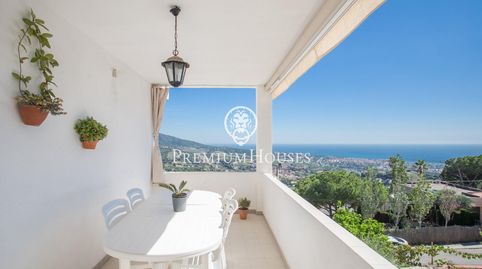 Espectacular Casa en Alella con Vistas al Mar y Dos Viviendas