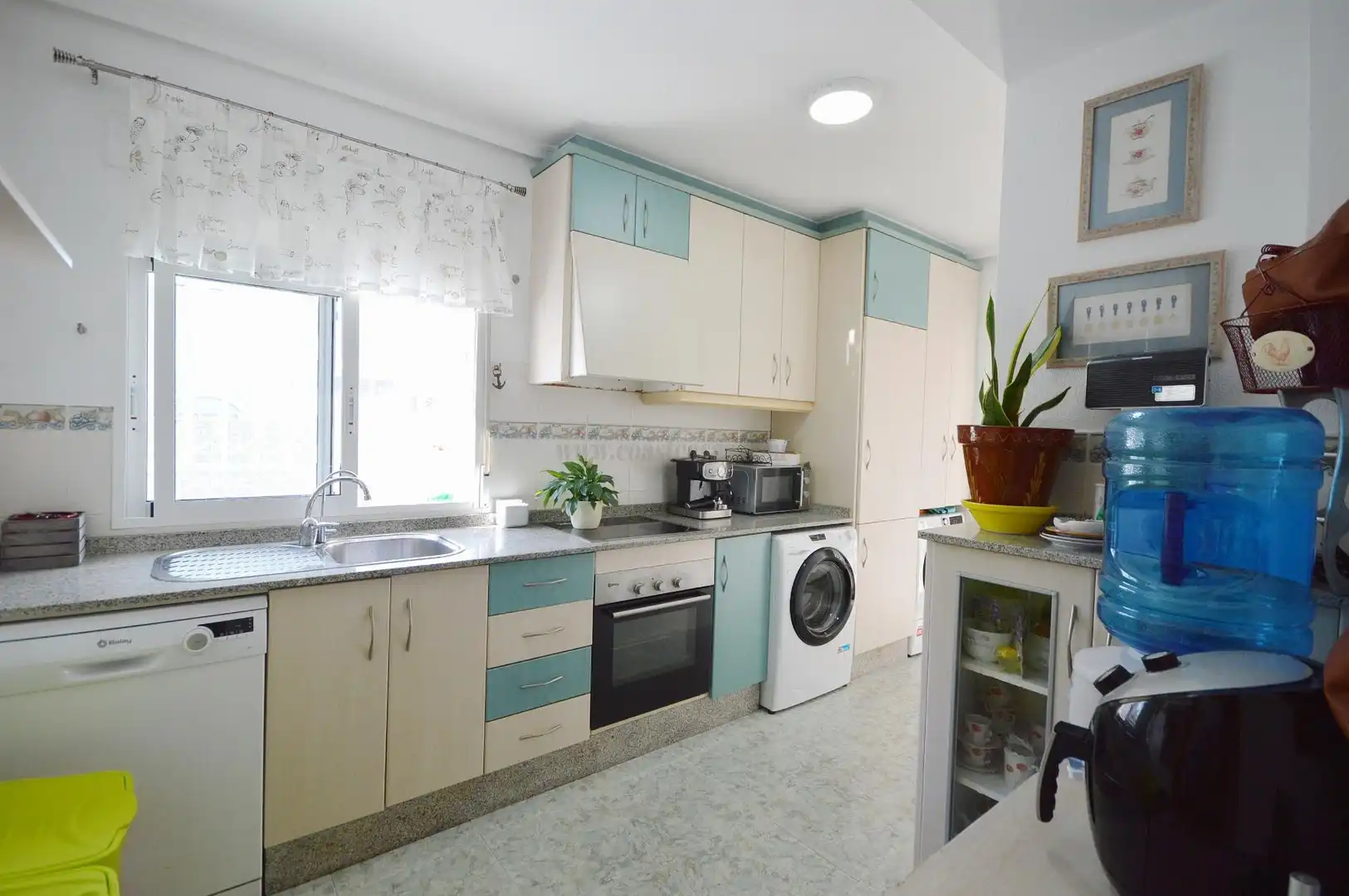 Cocina de Casa o chalet en venta en Torrevieja con Aire acondicionado, Calefacción y Terraza