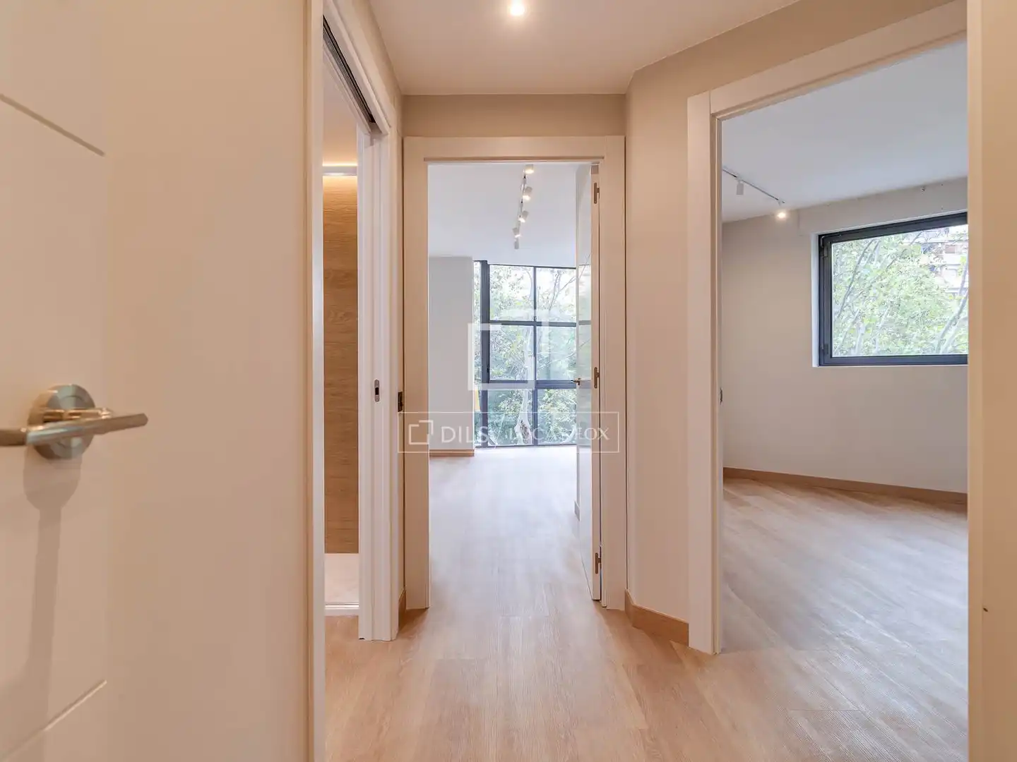 Flat for rent in Barcelona  with Air Conditioner and Parquet flooring