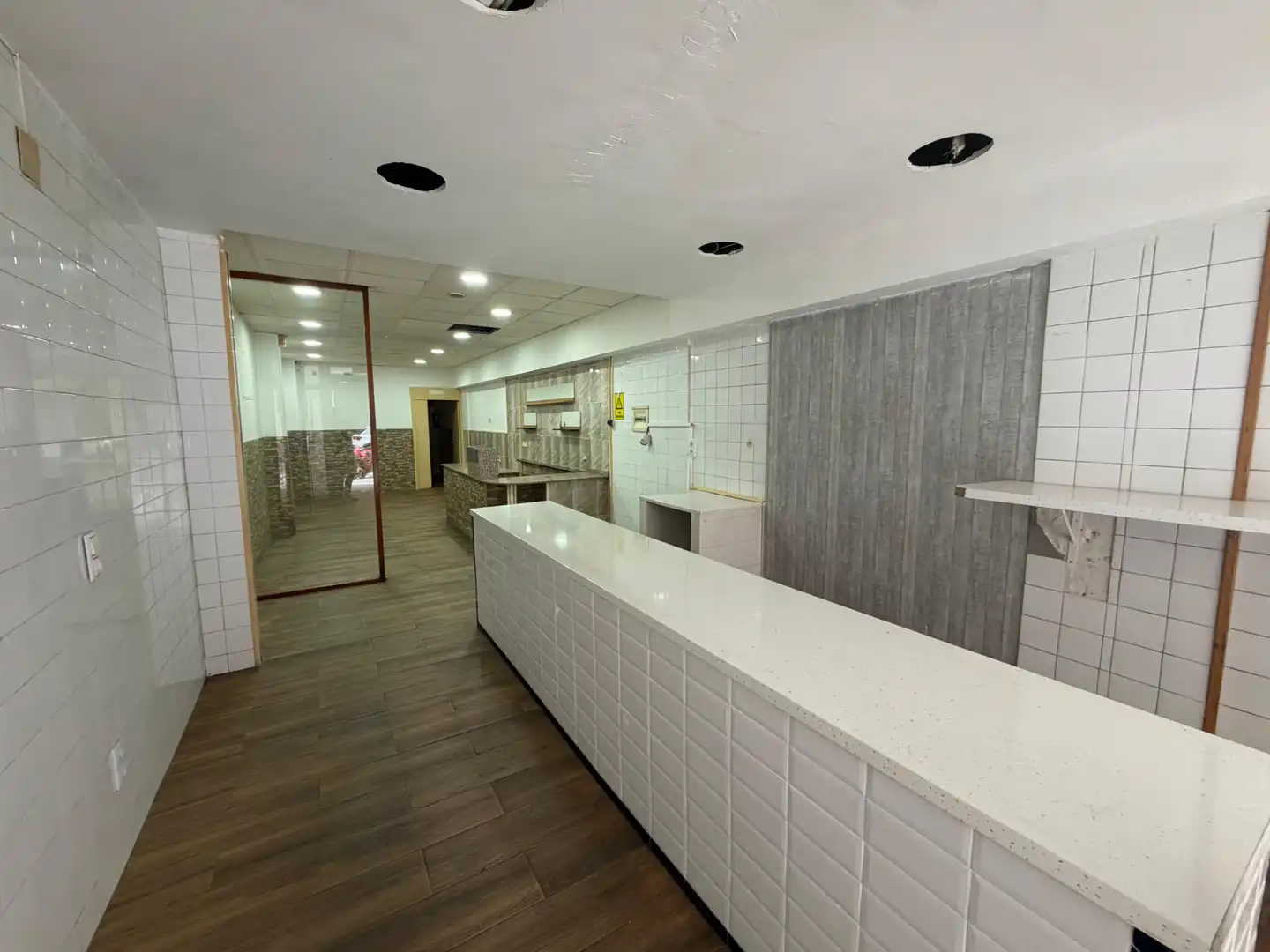 Local comercial en venta en Carrer de Rourell 3