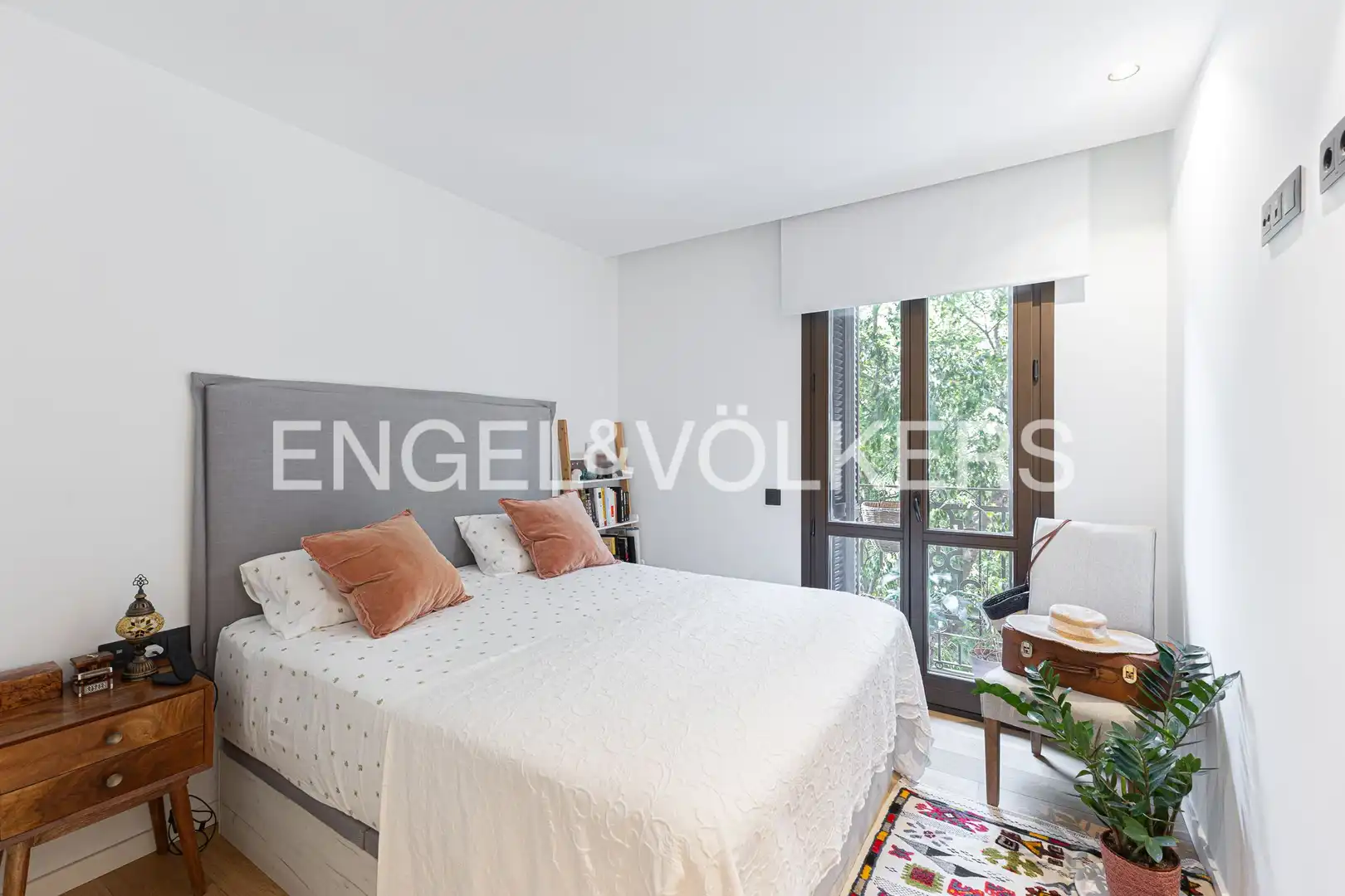 Bedroom of Flat for rent in Barcelona  with Air Conditioner, Heating and Parquet flooring