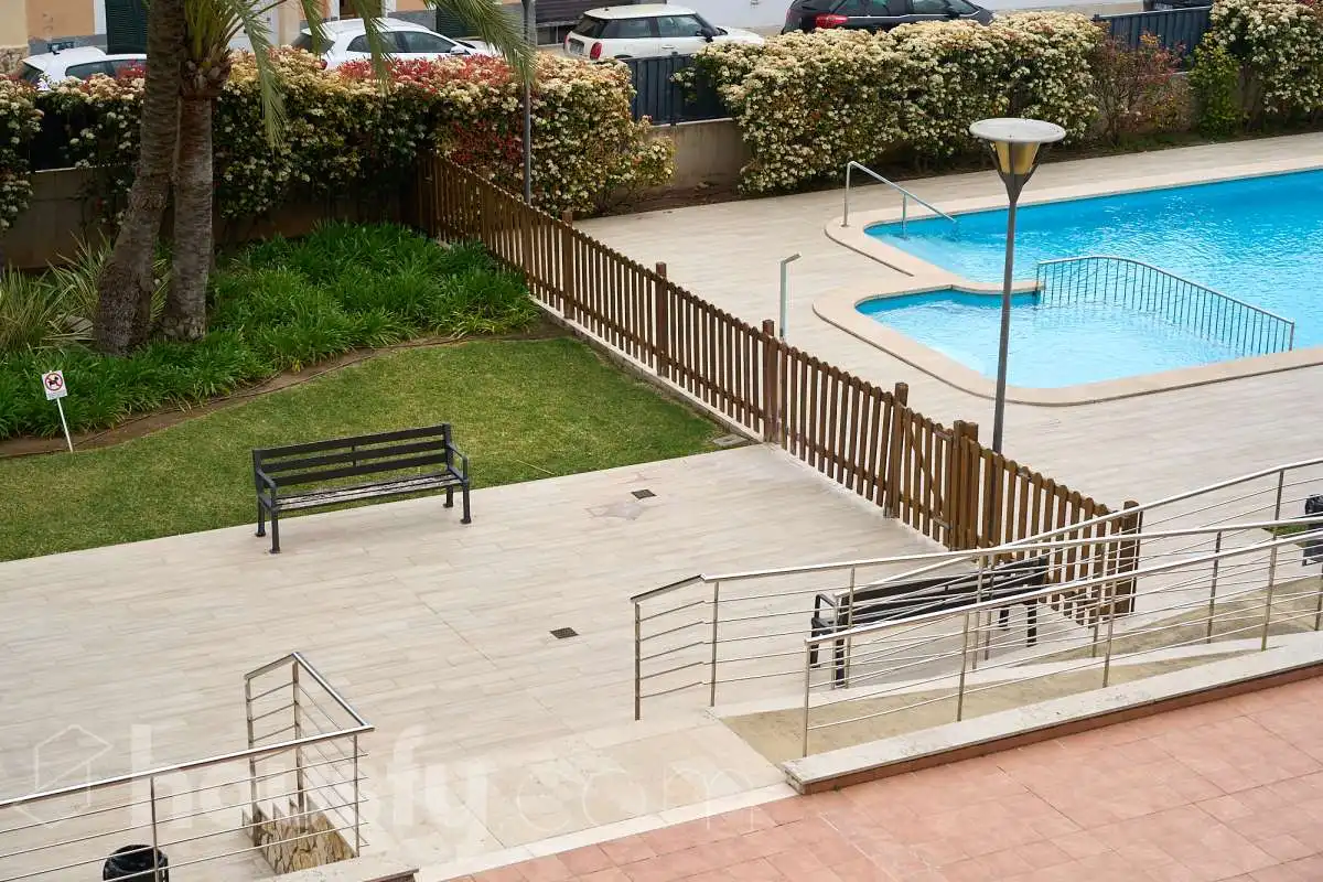 Terrasse von Wohnung zum Verkauf in  Palma de Mallorca mit Klimaanlage, Heizung und Privatgarten
