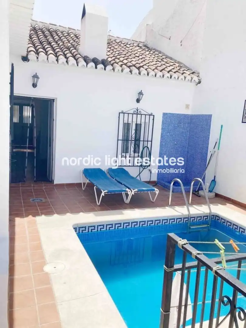 House with pool for sale in Maro - Cuevas de Nerja, imagen 2