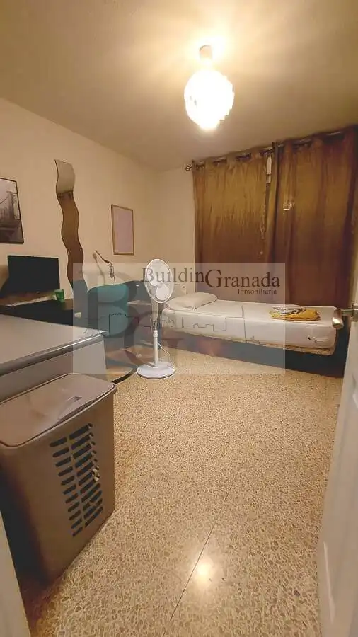 Schlafzimmer von Wohnung zur Miete in Granada mit Terrasse und Möbliert