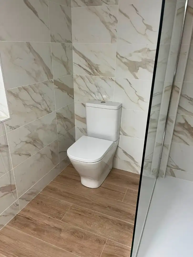 Bathroom of Flat for rent in Ferrol  with Heating, Furnished and Oven