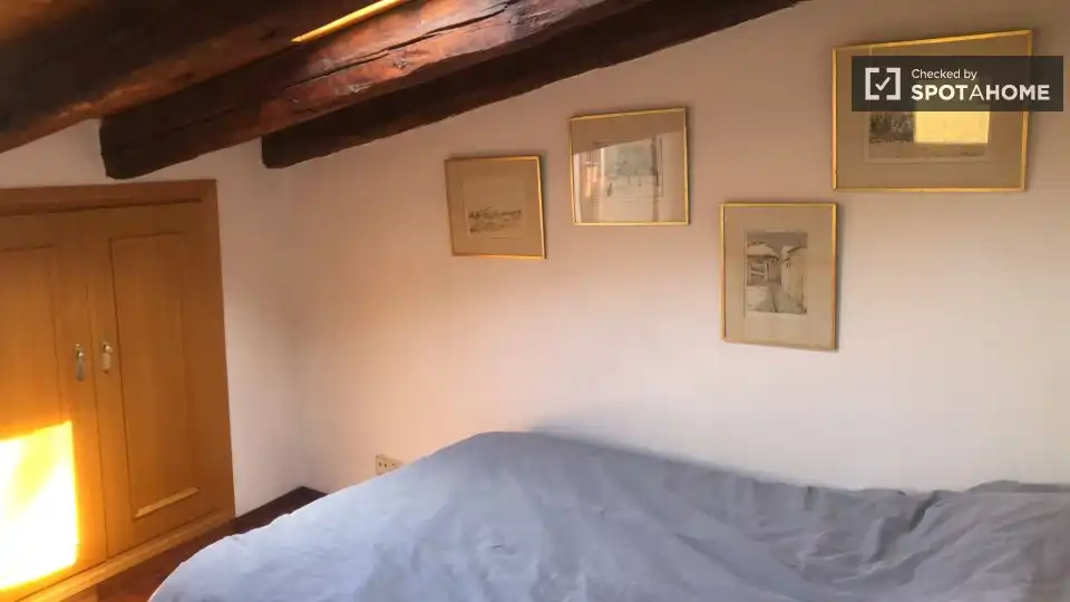 Appartamento con terrazza in affitto a Centro, imagen 4