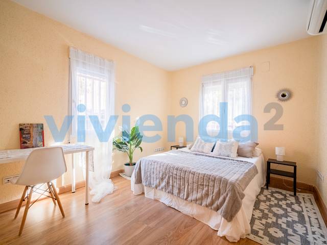 Piso en Venta en PLAZA MARIANO LANUZA  en Puerta del Ángel