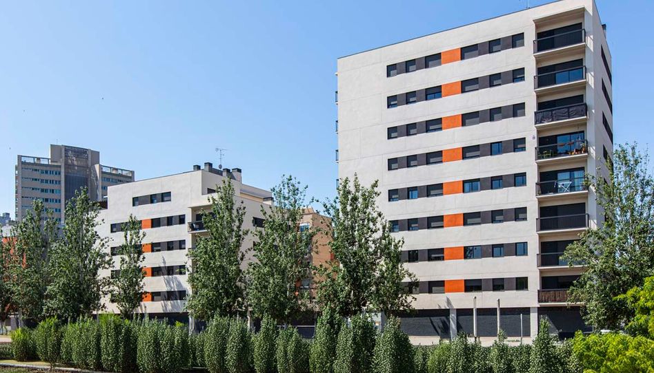 Foto 0 de Promoción Alna Sant Adrià - Locales disponibles