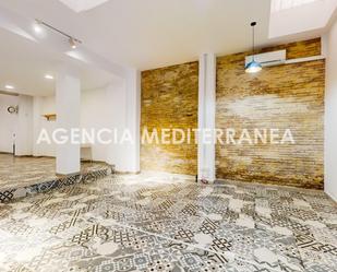 Premises to rent in  Valencia Capital  with Air Conditioner