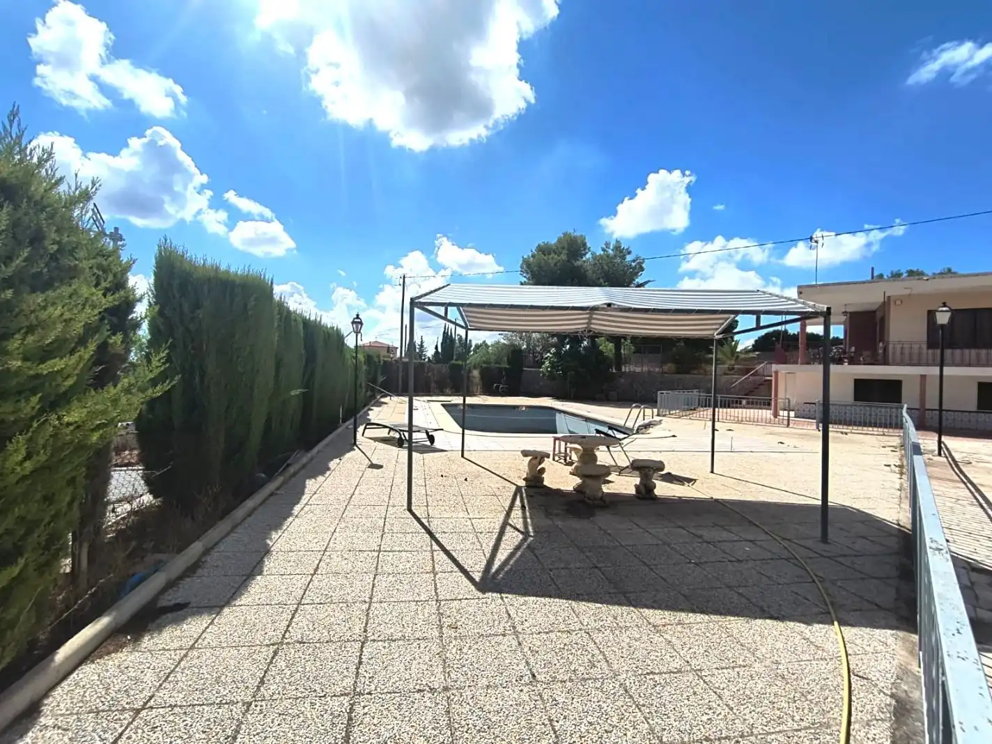 Piscina de Casa o xalet en venda en Crevillent amb Aire condicionat, Terrassa i Piscina