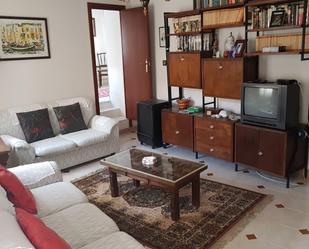Sala d'estar de Pis en venda en Arcos de Jalón amb Calefacció, Moblat i Forn