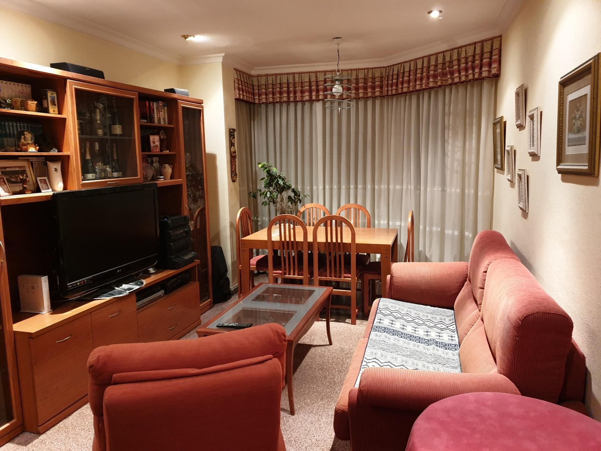 Sala d'estar de Pis en venda en Yecla amb Calefacció i Traster