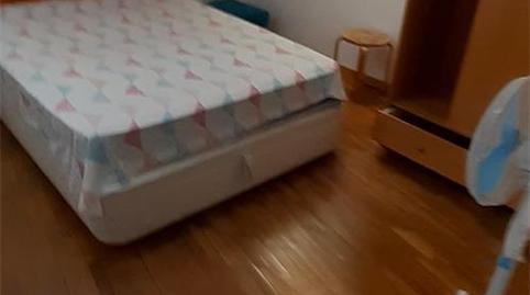 Foto 2 de Piso en venta en Avenida de la Constitución, Loeches, Madrid