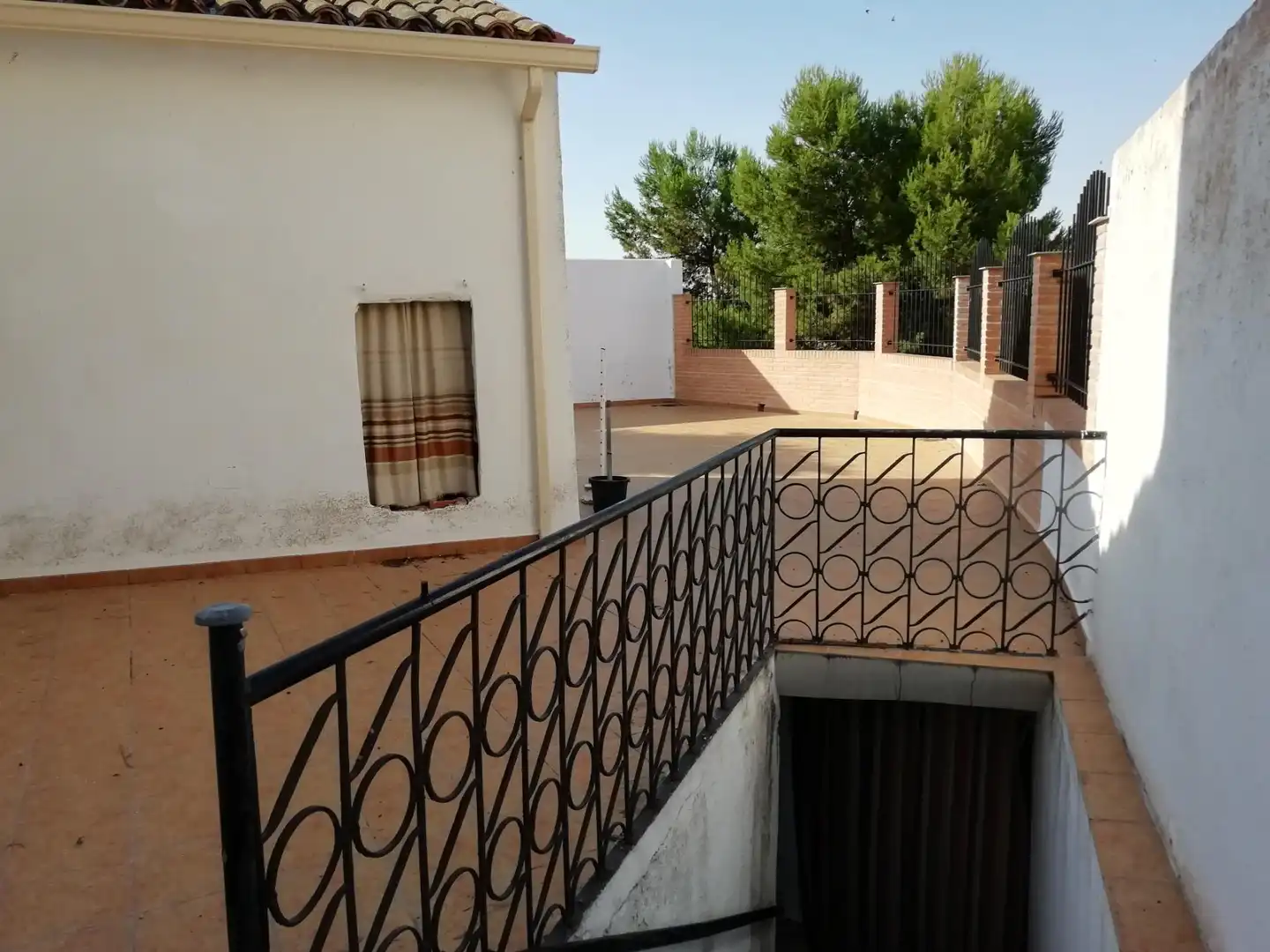 Detached homes for sale in Calle Santiago, Castillo de Garcimuñoz Terrace of Detached homes for sale in Castillo de Garcimuñoz with Heating, Terrace and Furnished