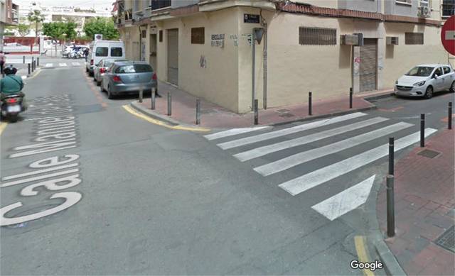 Local comercial en Venta en Calle Manuel de Falla, 2 en Vistalegre