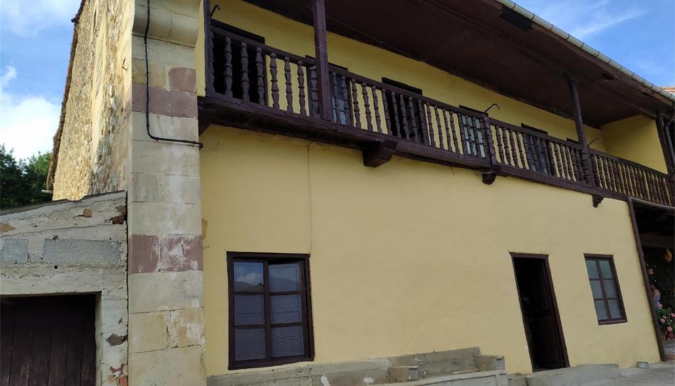 Foto 1 von Haus oder Chalet zum Verkauf in Poblado Renedo, Cabuérniga, Cantabria