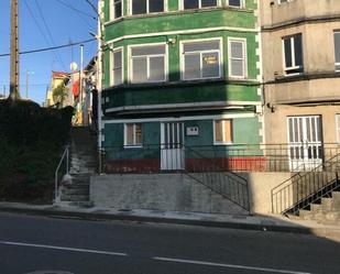 Vista exterior de Casa adosada en venda en Curtis amb Calefacció, Piscina i Moblat