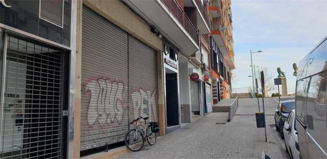 Local comercial en Alquiler en Calle Sixto Celorrio, 16 en Arrabal