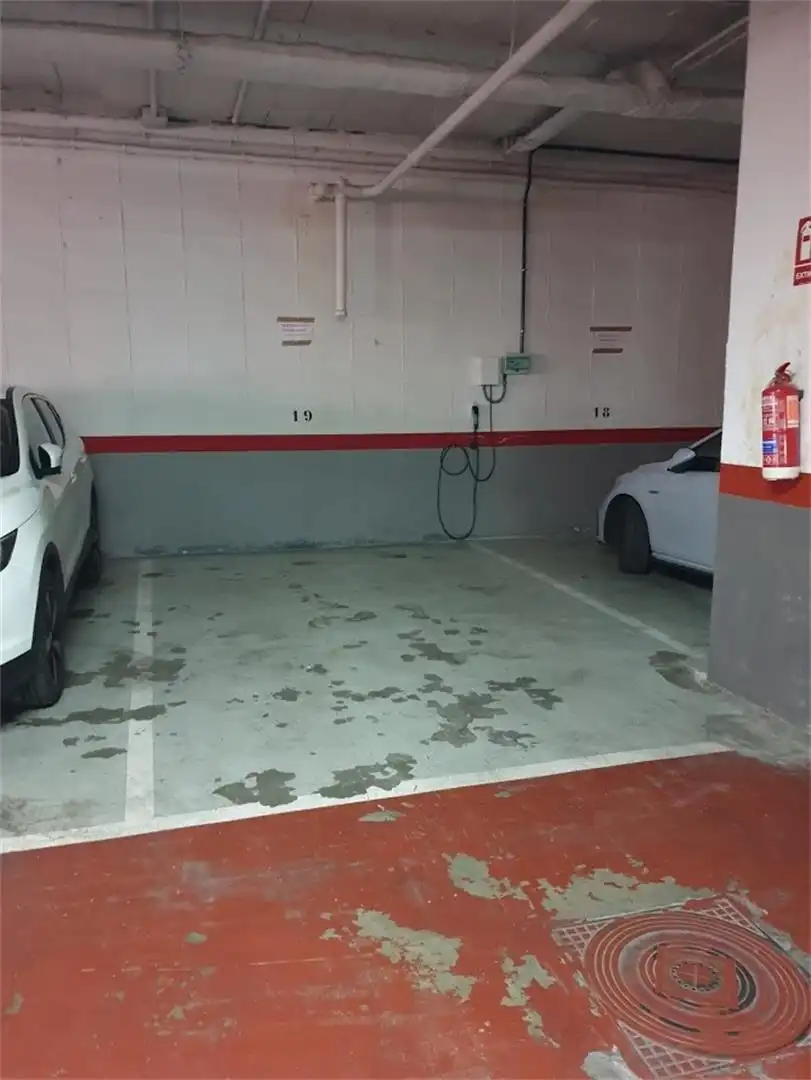 Parking of Garage for rent in Madrid