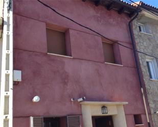 Vista exterior de Casa adosada en venda en Riofrío de Riaza