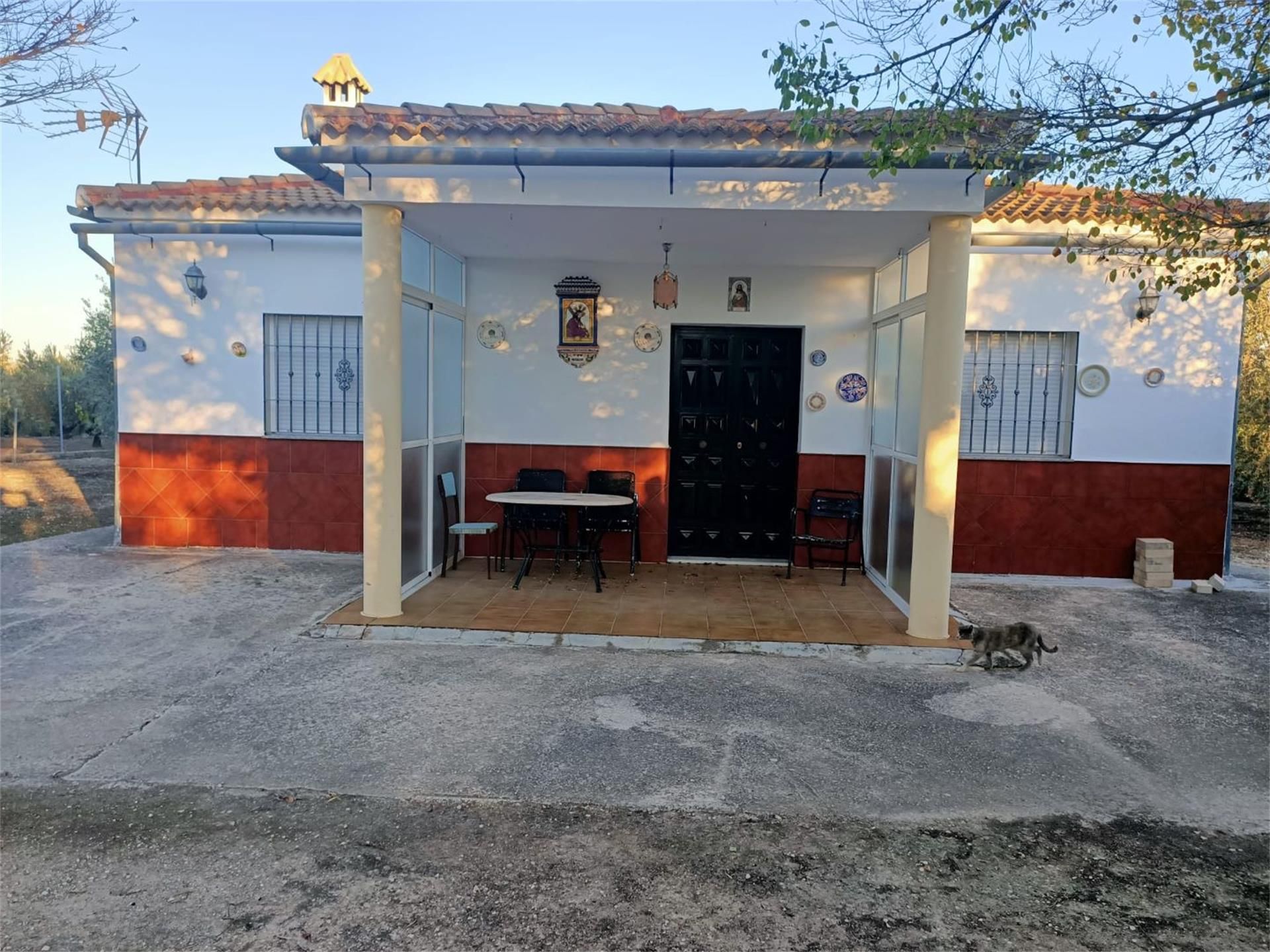 Vista exterior de Casa o xalet en venda en Montilla amb Calefacció, Jardí privat i Traster